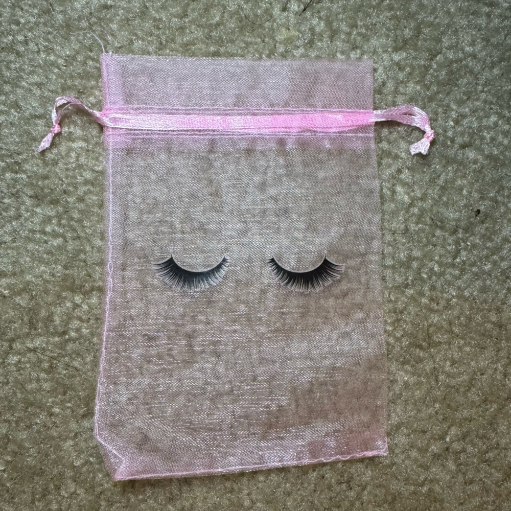 Lash bags